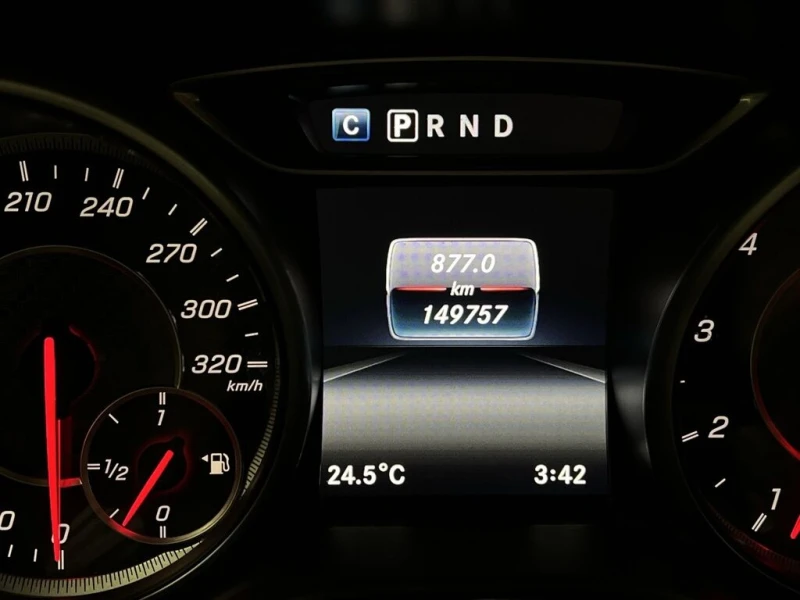 Mercedes-Benz CLA * 45 AMG | 375HP | HTD LEATHER | SUNROOF | NAV * C, снимка 16 - Автомобили и джипове - 52726069