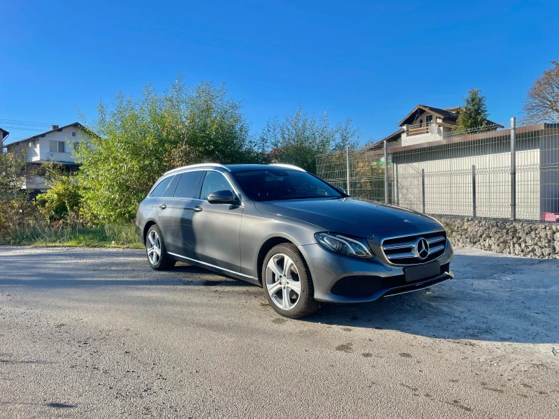 Mercedes-Benz E 220 Avantgarde, снимка 6 - Автомобили и джипове - 52933466