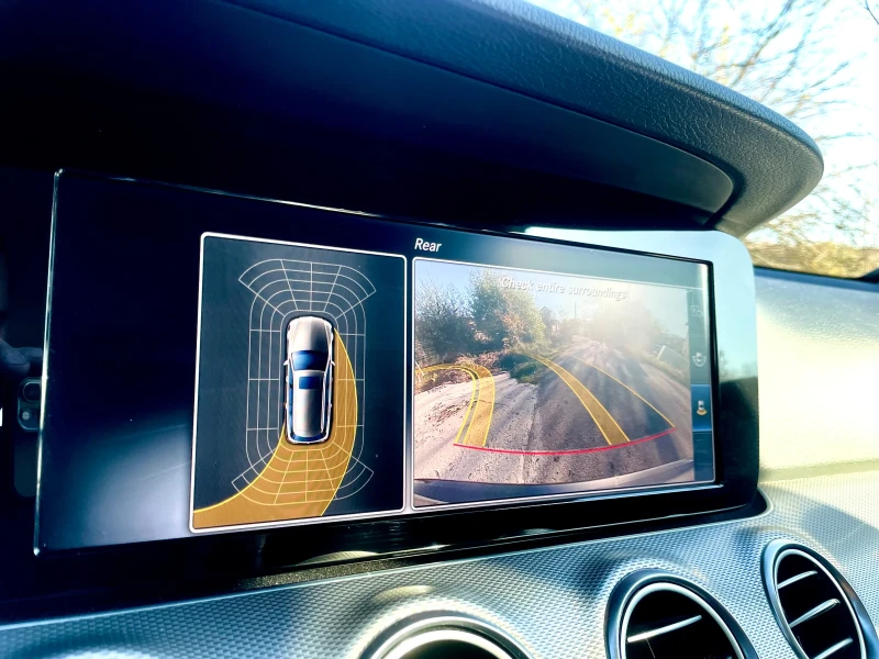 Mercedes-Benz E 220 Avantgarde, снимка 9 - Автомобили и джипове - 52933466