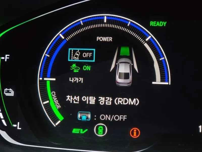 Honda Accord 2.0 Hybrid Touring, снимка 16 - Автомобили и джипове - 55921627
