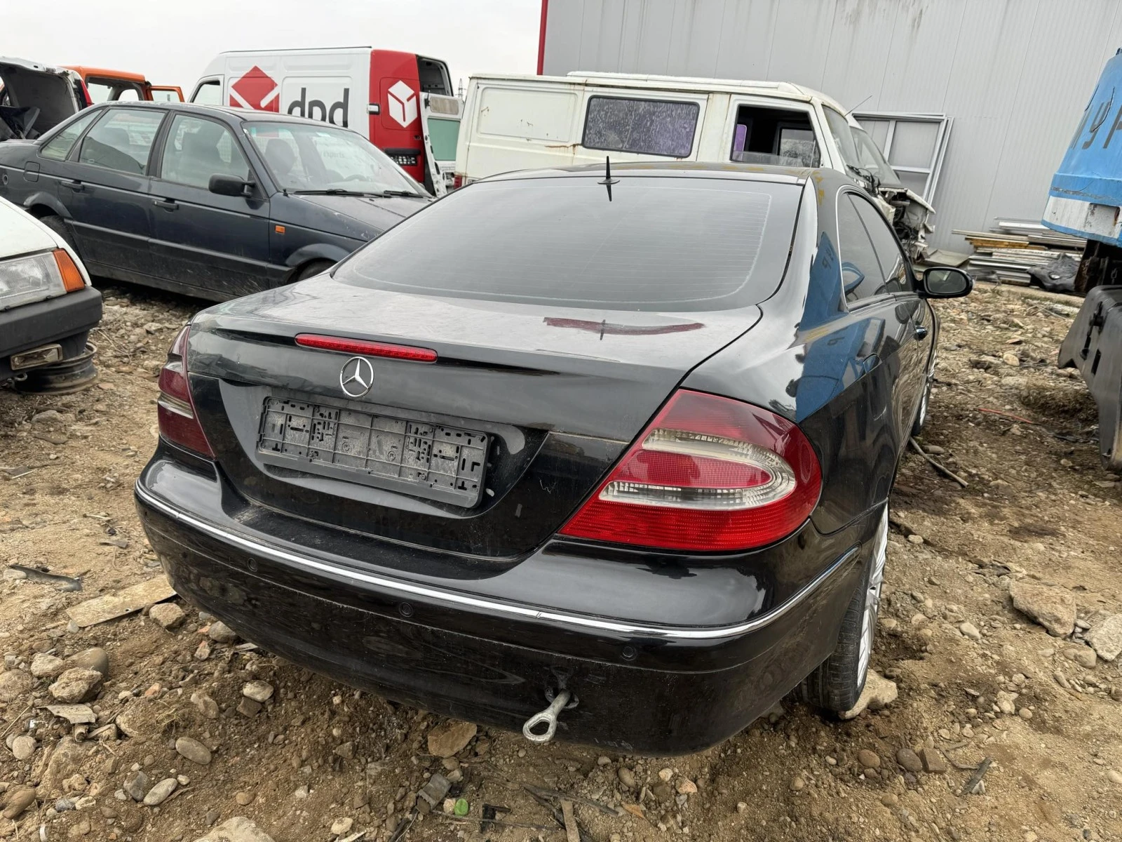 Mercedes-Benz CLK 2.7 - изображение 2