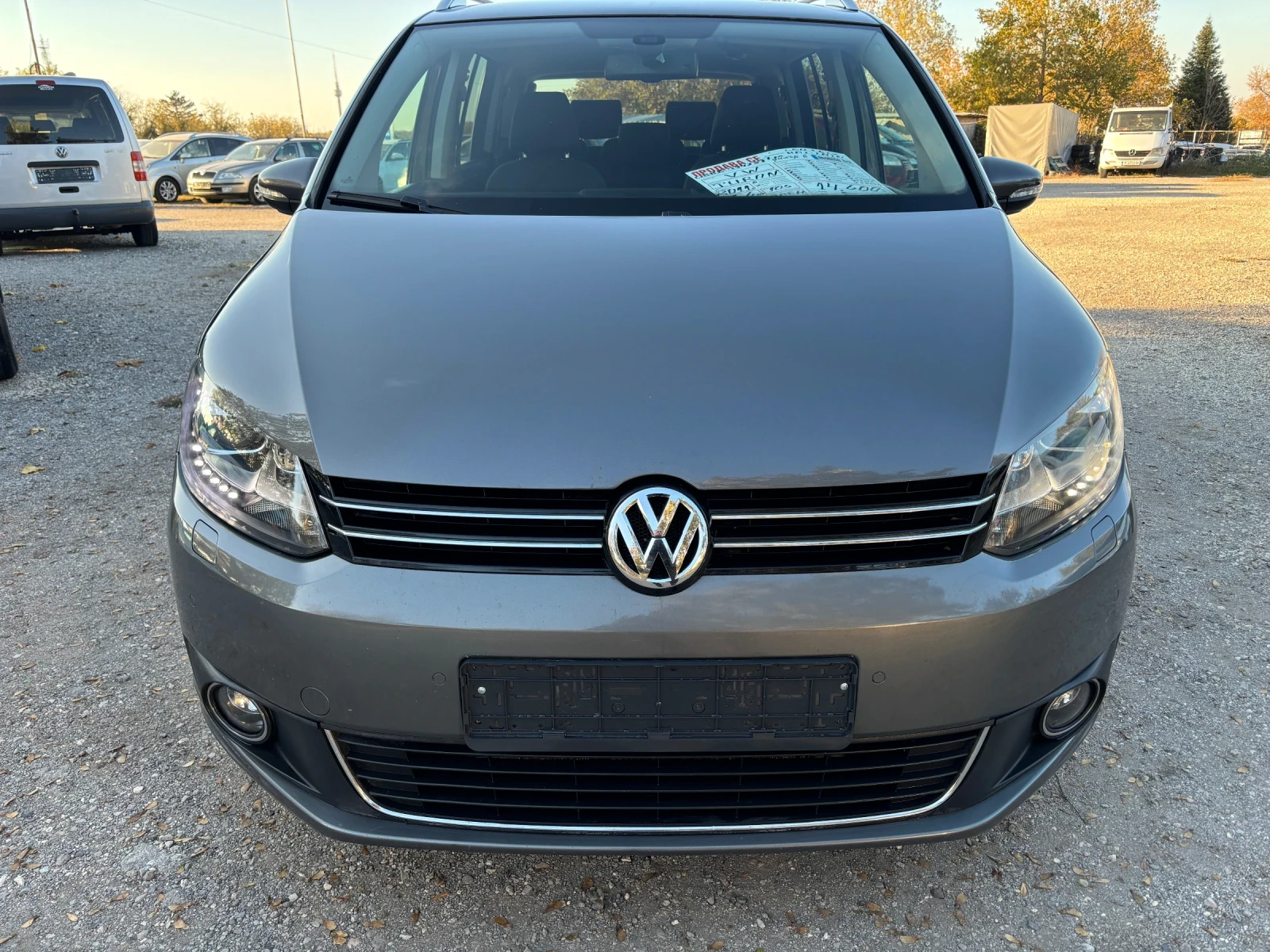 VW Touran 2011+ LED+ 1.6TDI+ 105+ 7МЕСТА+ 6СК+ КАТО НОВ - изображение 2