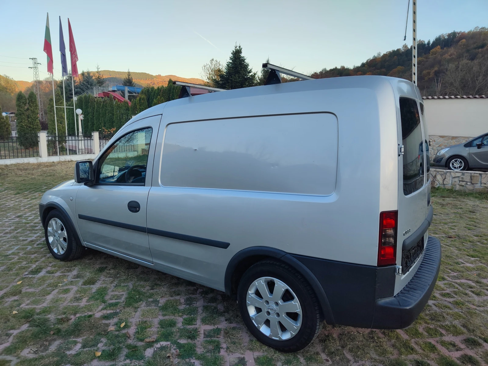 Opel Combo 1.3CDTI * КЛИМАТИК*  - изображение 3