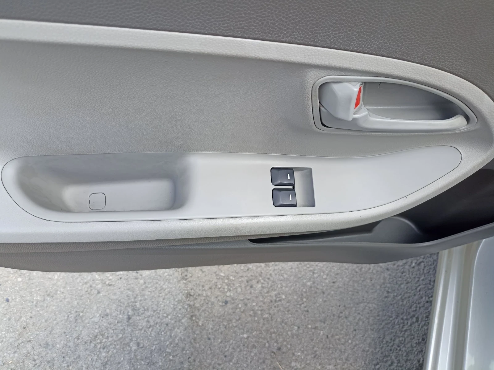 Kia Picanto 1.0i Automatic  | Mobile.bg — изображение 14