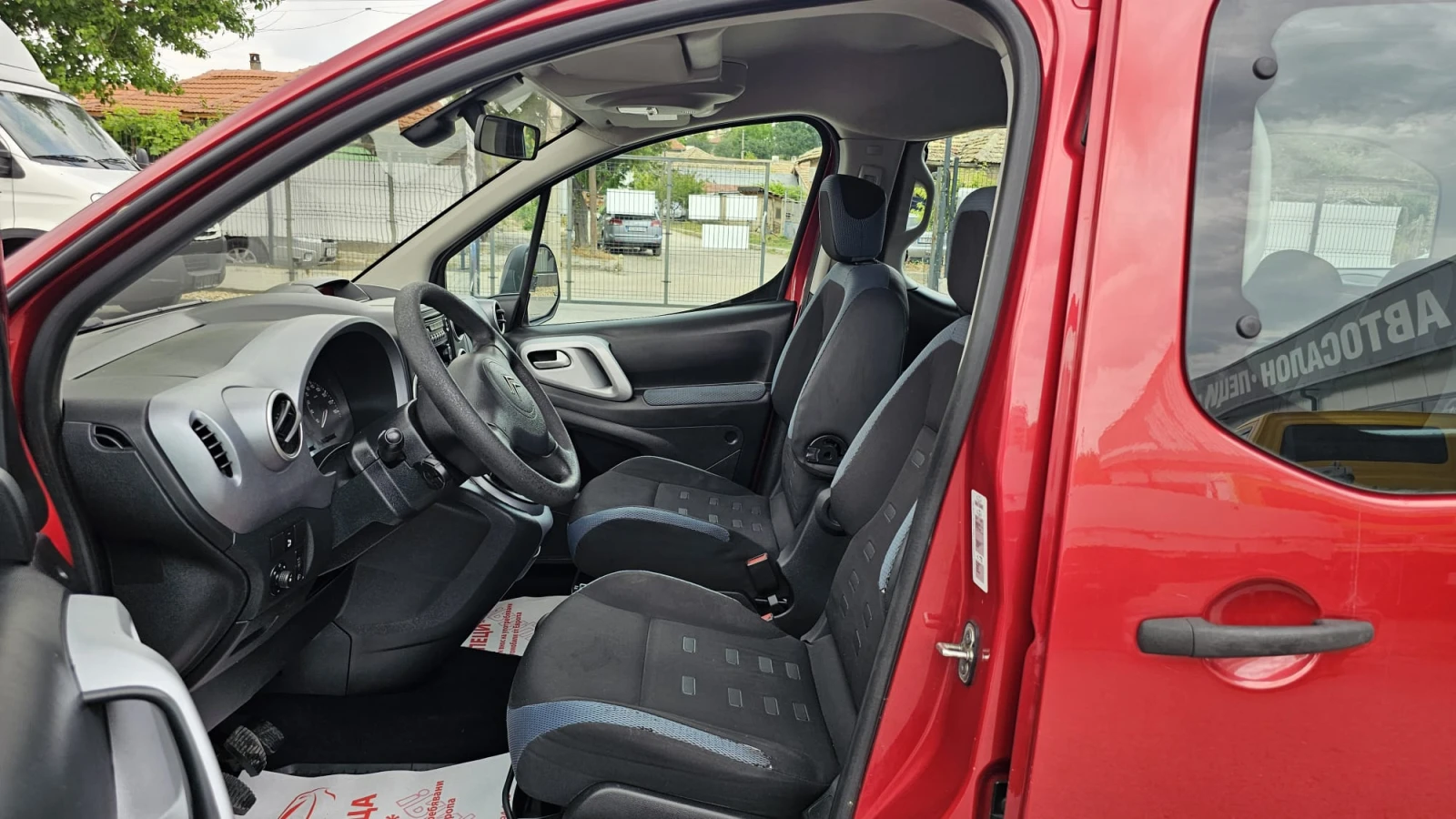 Citroen Berlingo 1.6HDi 90HP 5SP-Multispace-ТОП СЪСТ.-ЛИЗИНГ - изображение 8