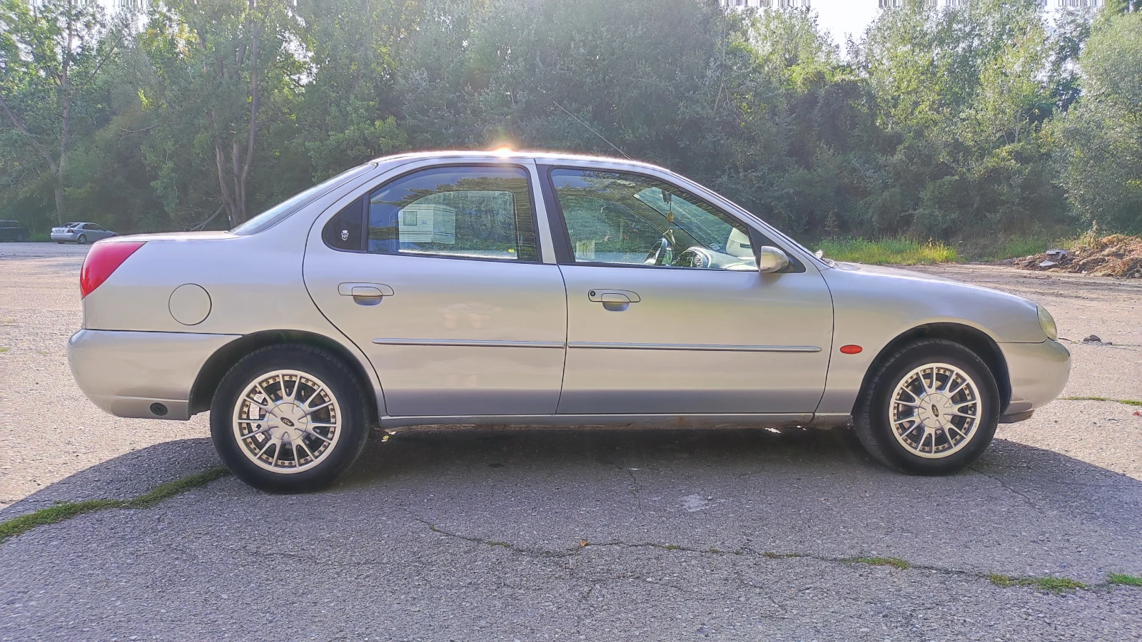 Ford Mondeo GHIA MK2 1.8 Газ - изображение 3