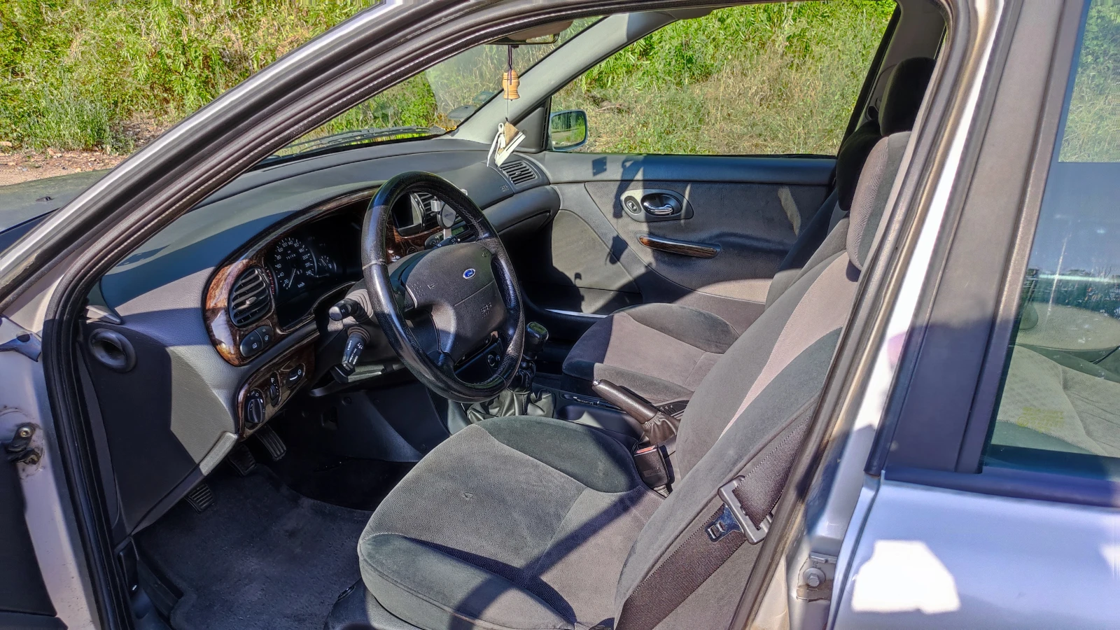 Ford Mondeo GHIA MK2 1.8 Газ - изображение 6