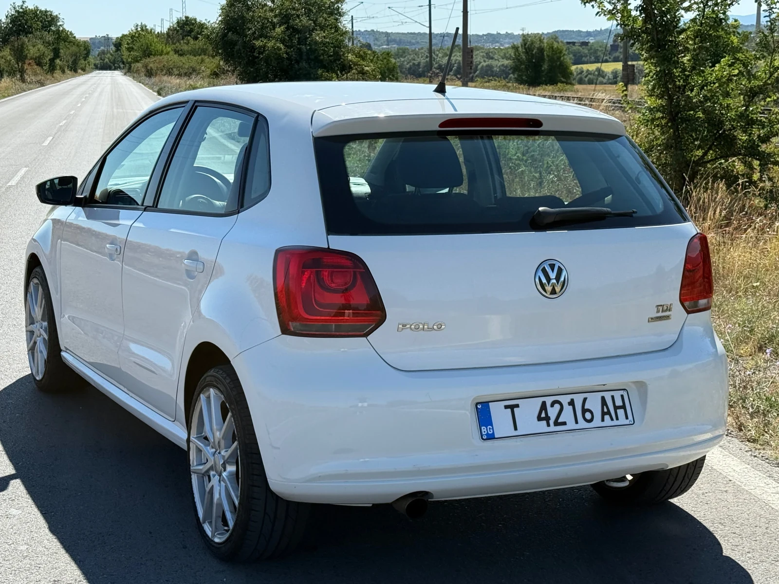 VW Polo 1.6 TDI KLIMA - изображение 4