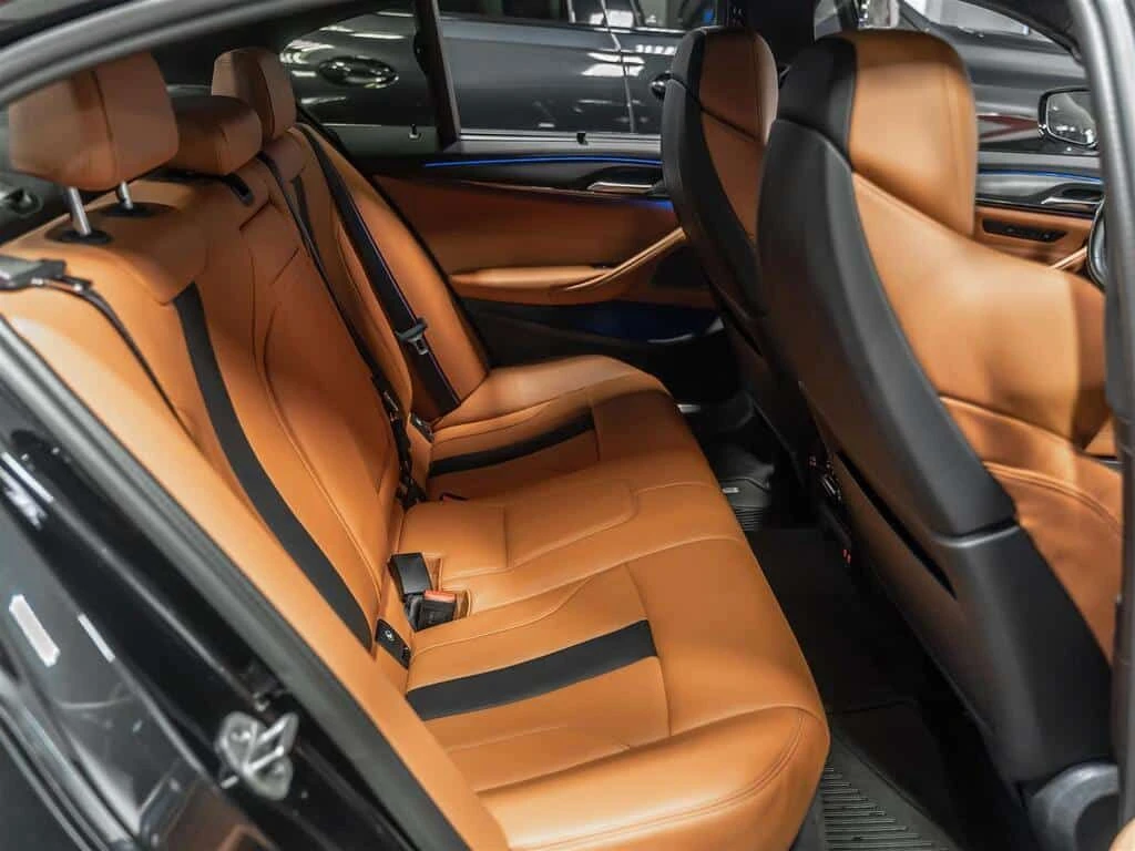 BMW M5 * COMPETITION| CARBON ROOF| PARKING ASSISTANCE PLU | Mobile.bg � ����������� 16