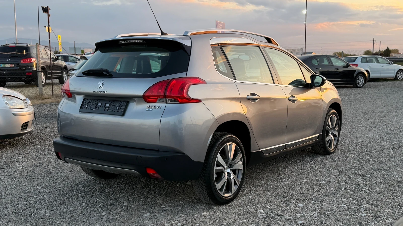 Peugeot 2008 1.6e-Hdi 92kc * ALLURE * NAVI *  | Mobile.bg � ����������� 4