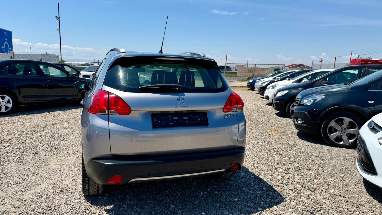 Peugeot 2008 1.6e-Hdi 92kc * ALLURE * NAVI * , снимка 5 - Автомобили и джипове - 54305967