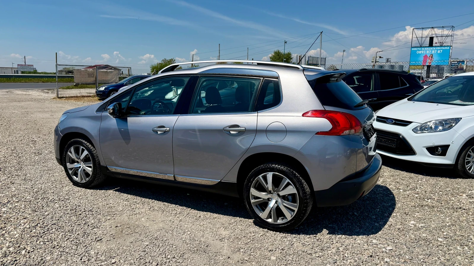 Peugeot 2008 1.6e-Hdi 92kc * ALLURE * NAVI * , снимка 6 - Автомобили и джипове - 54305967