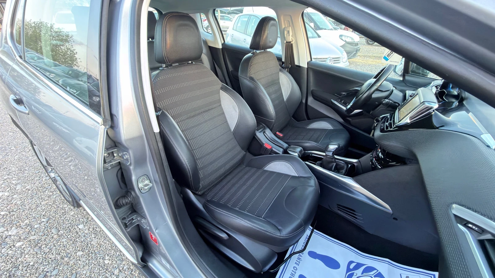 Peugeot 2008 1.6e-Hdi 92kc * ALLURE * NAVI *  | Mobile.bg � ����������� 13