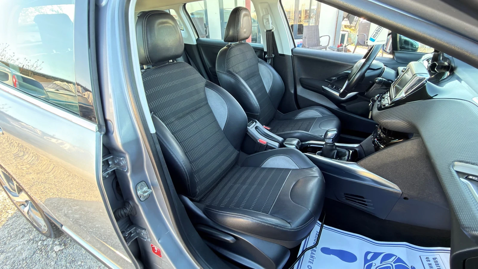 Peugeot 2008 1.6e-Hdi 92kc * ALLURE *  | Mobile.bg � ����������� 16