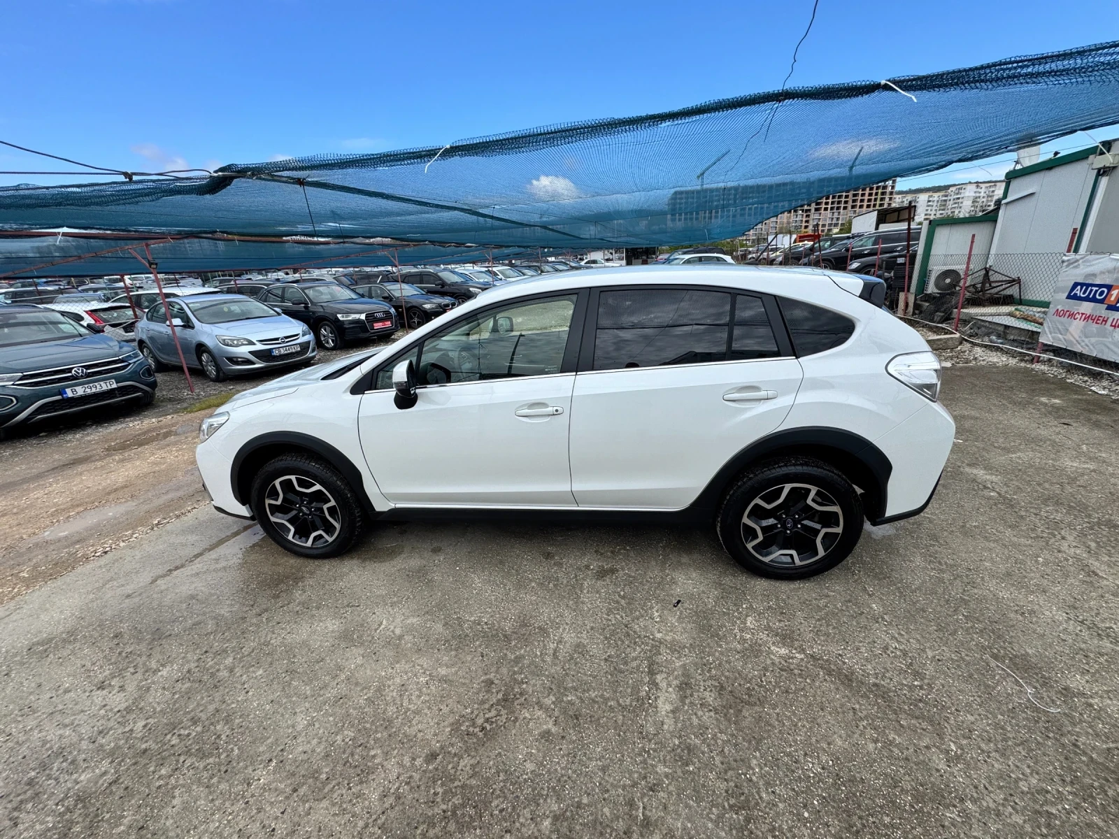Subaru XV Benzin 4x4, снимка 4 - Автомобили и джипове - 54377008