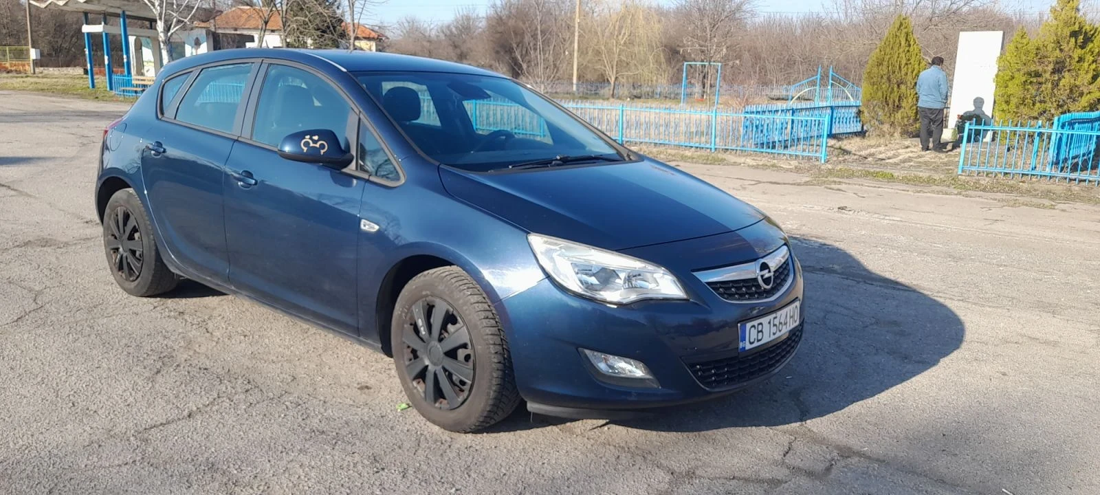 Opel Astra J, снимка 4 - Автомобили и джипове - 54671875