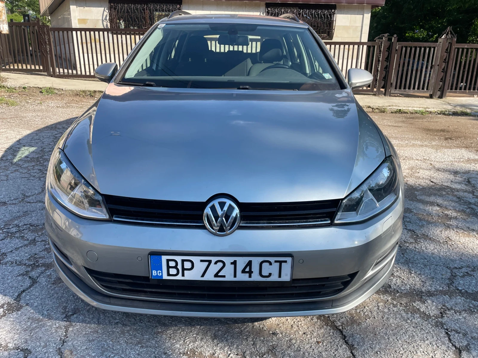 VW Golf Variant 1.6TDI Europ 6b, снимка 3 - Автомобили и джипове - 54856924