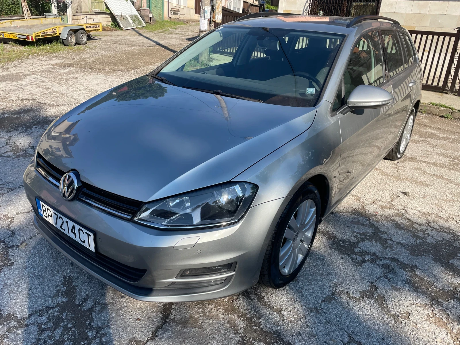 VW Golf Variant 1.6TDI Europ 6b, снимка 2 - Автомобили и джипове - 54856924
