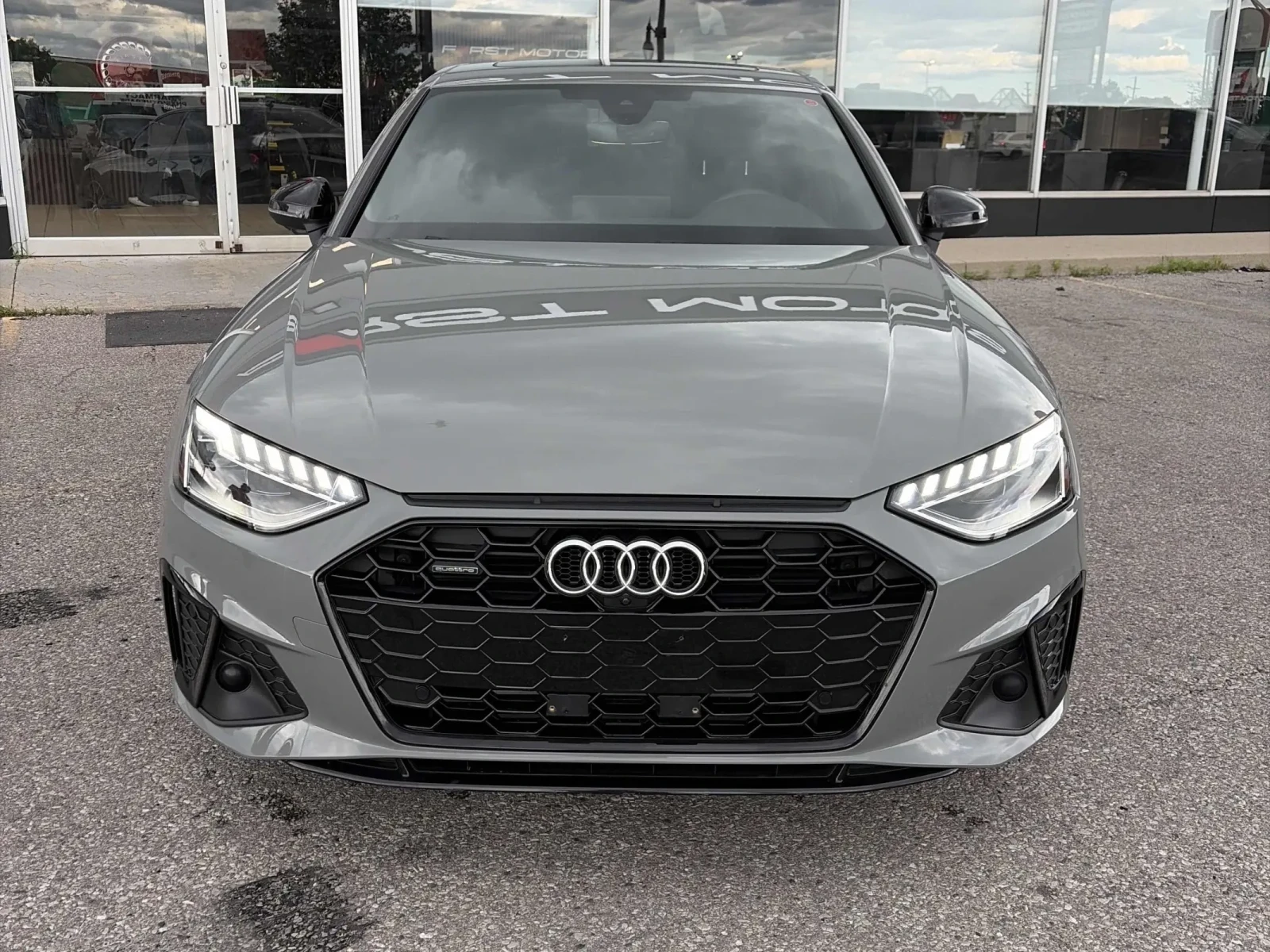 Audi A4 Progressiv, снимка 2 - Автомобили и джипове - 55010935