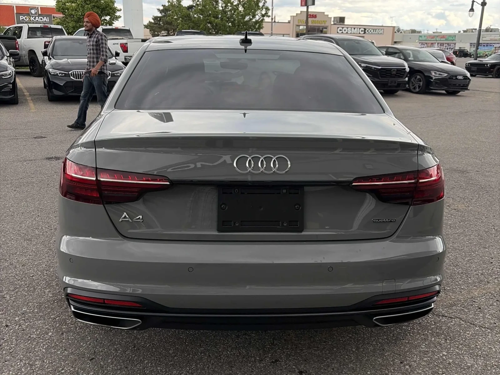 Audi A4 Progressiv, снимка 5 - Автомобили и джипове - 55010935