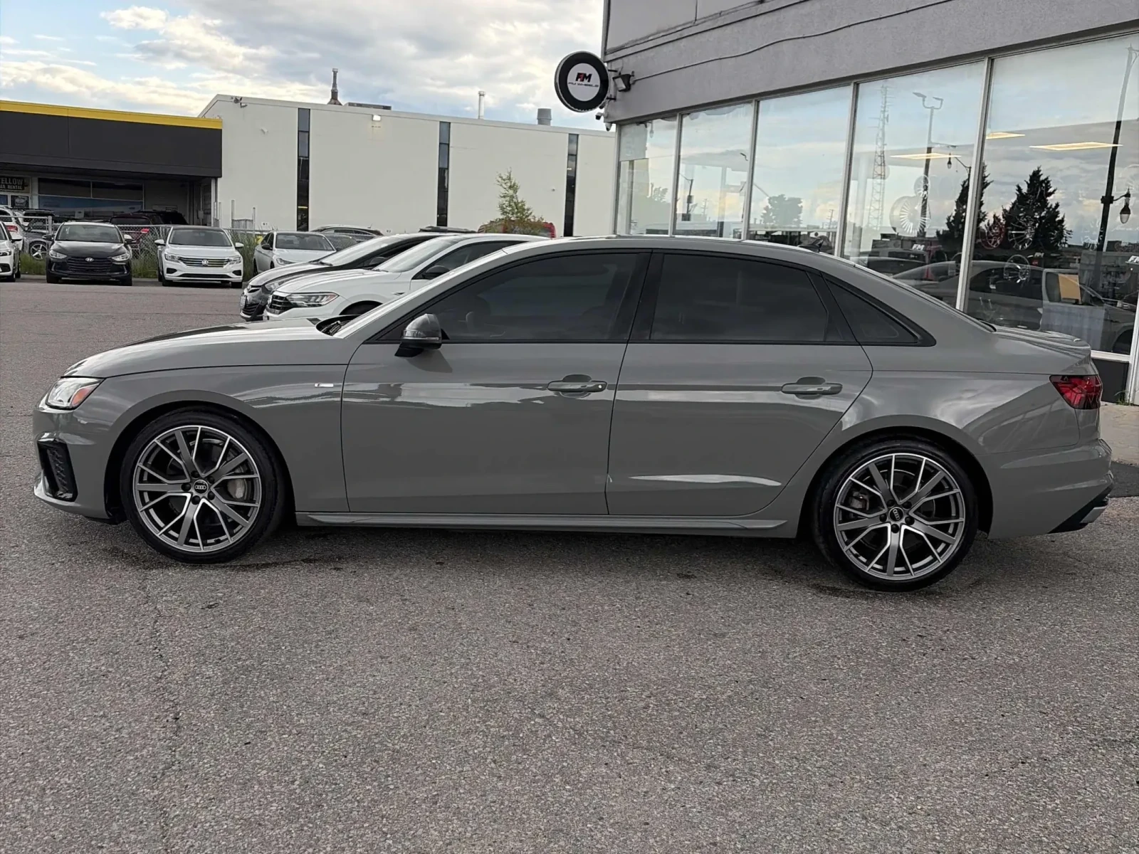 Audi A4 Progressiv, снимка 3 - Автомобили и джипове - 55010935