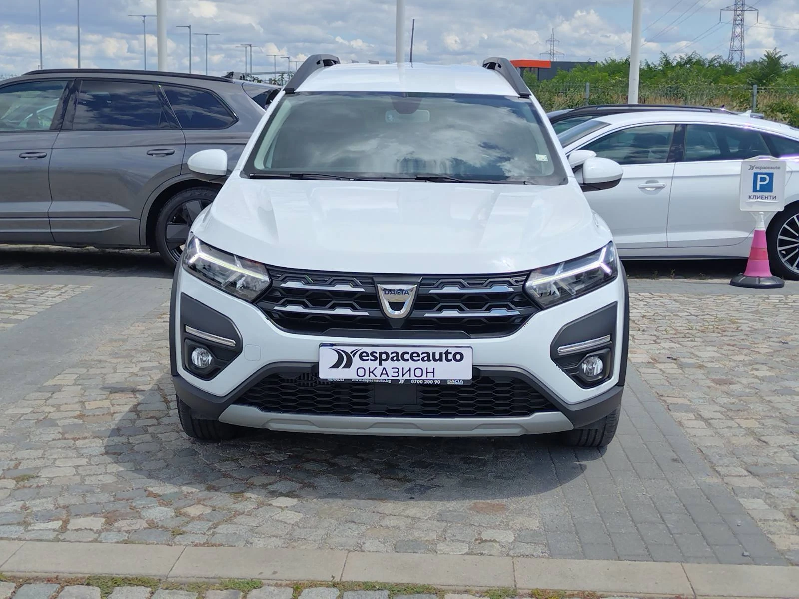 Dacia Jogger 1.0Tce/110к.с./Comfort, снимка 2 - Автомобили и джипове - 55395888