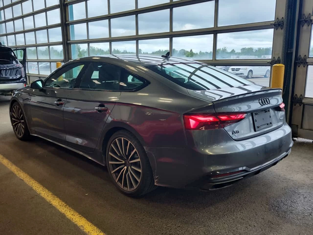 Audi A5  PROGRESSIV S-LINE / DISTRONIC / AMBIENT , снимка 4 - Автомобили и джипове - 55472680
