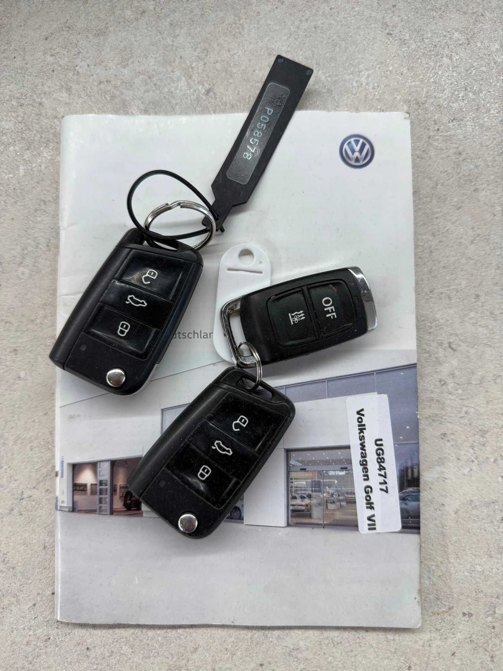 VW Golf 2.0TDI/150k.c ALLSTAR, снимка 16 - Автомобили и джипове - 55593876