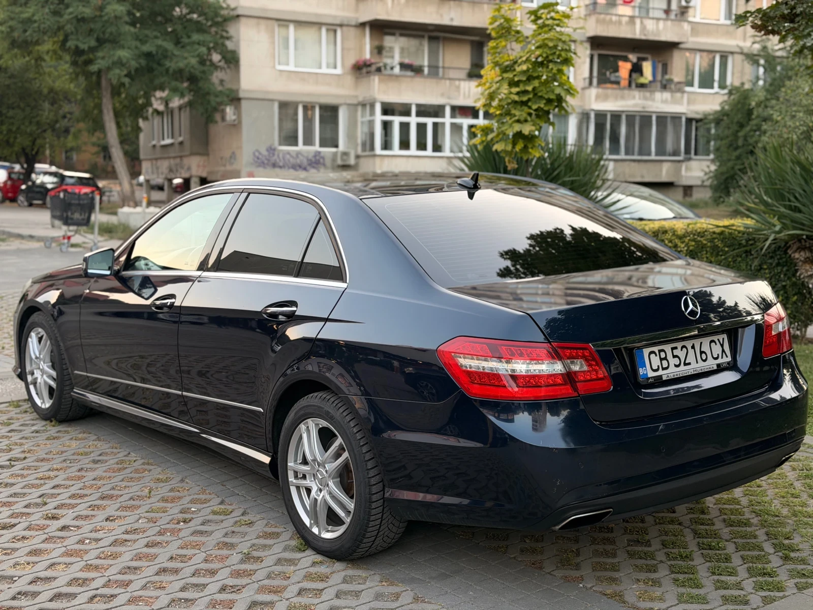 Mercedes-Benz E 350 4Matic   Keyless   Germany, снимка 4 - Автомобили и джипове - 55694951