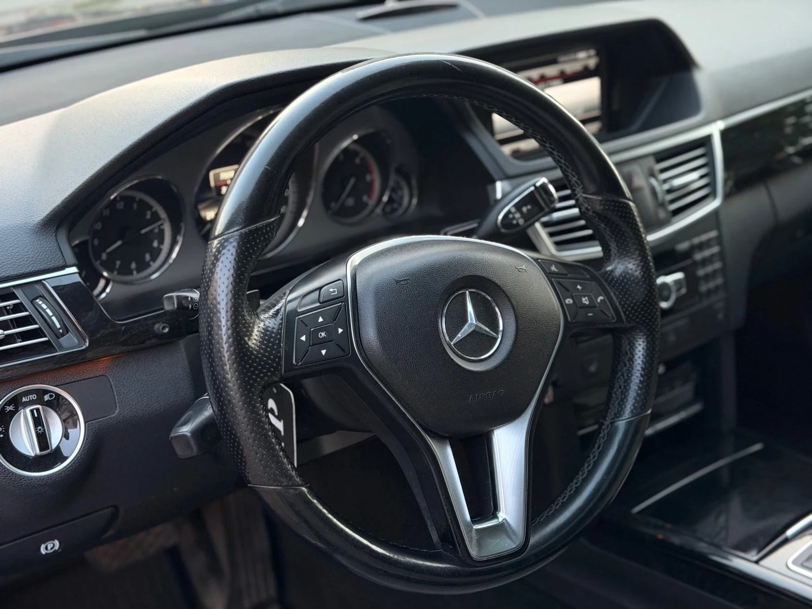 Mercedes-Benz E 350 4Matic   Keyless   Germany, снимка 7 - Автомобили и джипове - 55694951