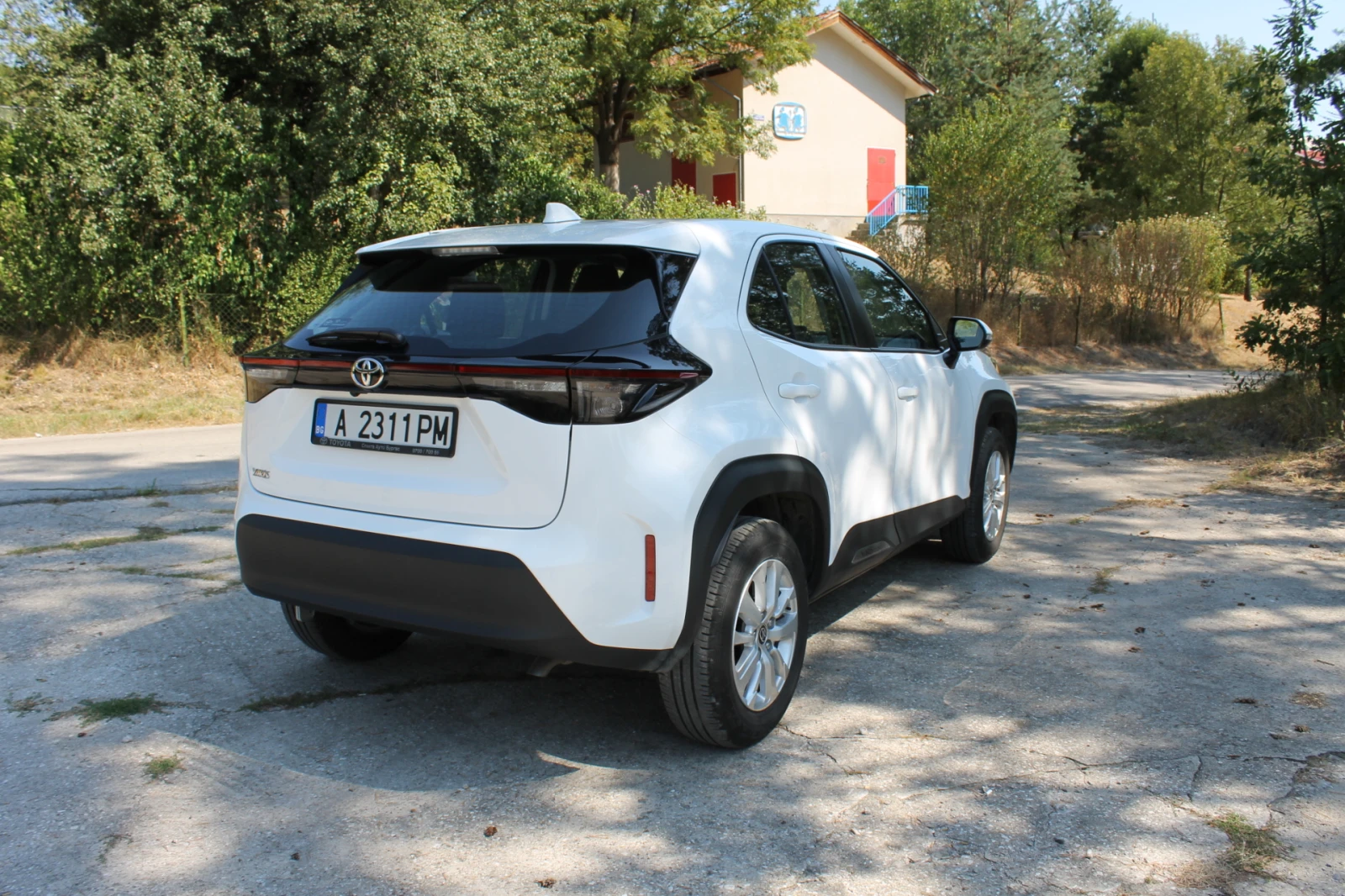 Toyota Yaris Cross 1.5 VVT-i, снимка 3 - Автомобили и джипове - 55703322