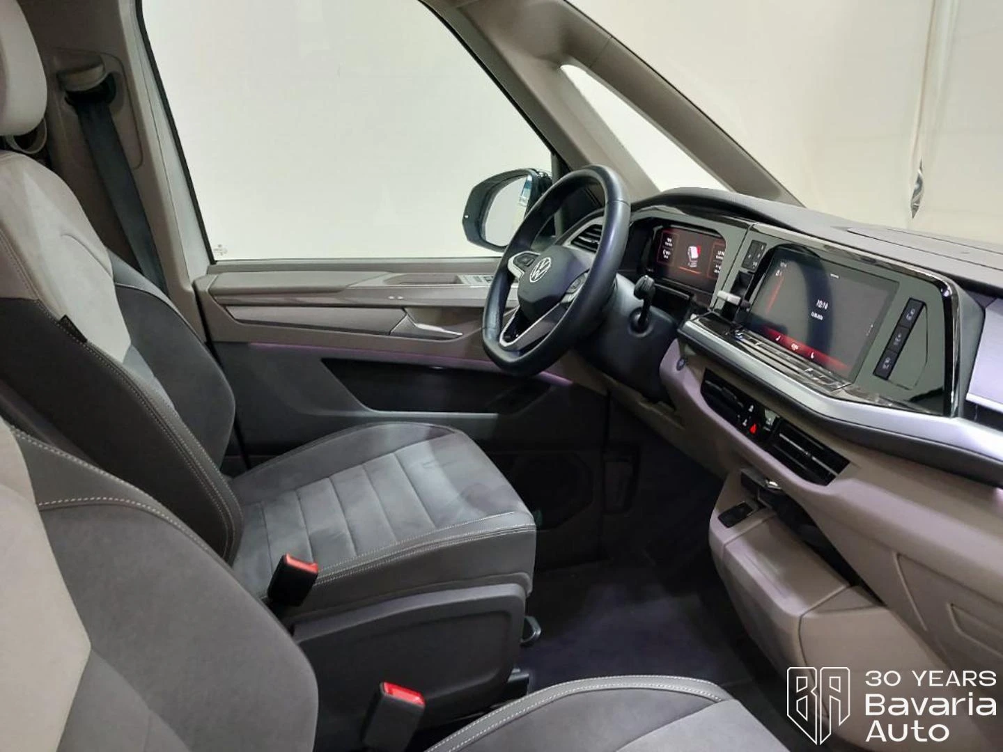 VW Multivan Style DSG Easy Open Basic, снимка 8 - Автомобили и джипове - 55767071