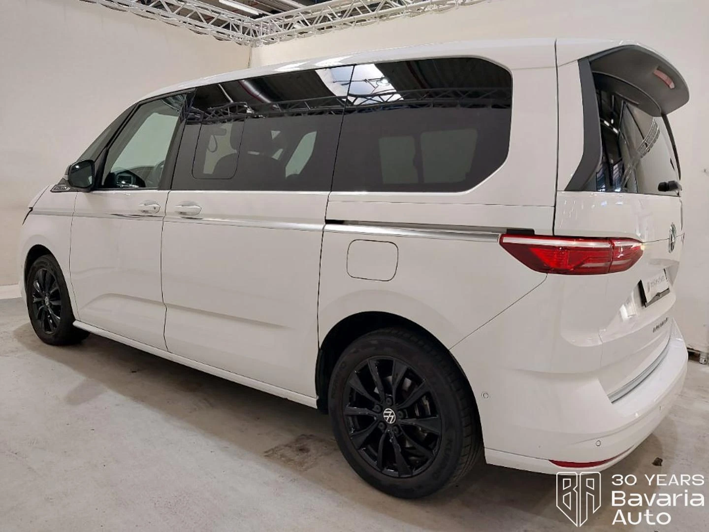 VW Multivan Style DSG Easy Open Basic, снимка 2 - Автомобили и джипове - 55767071