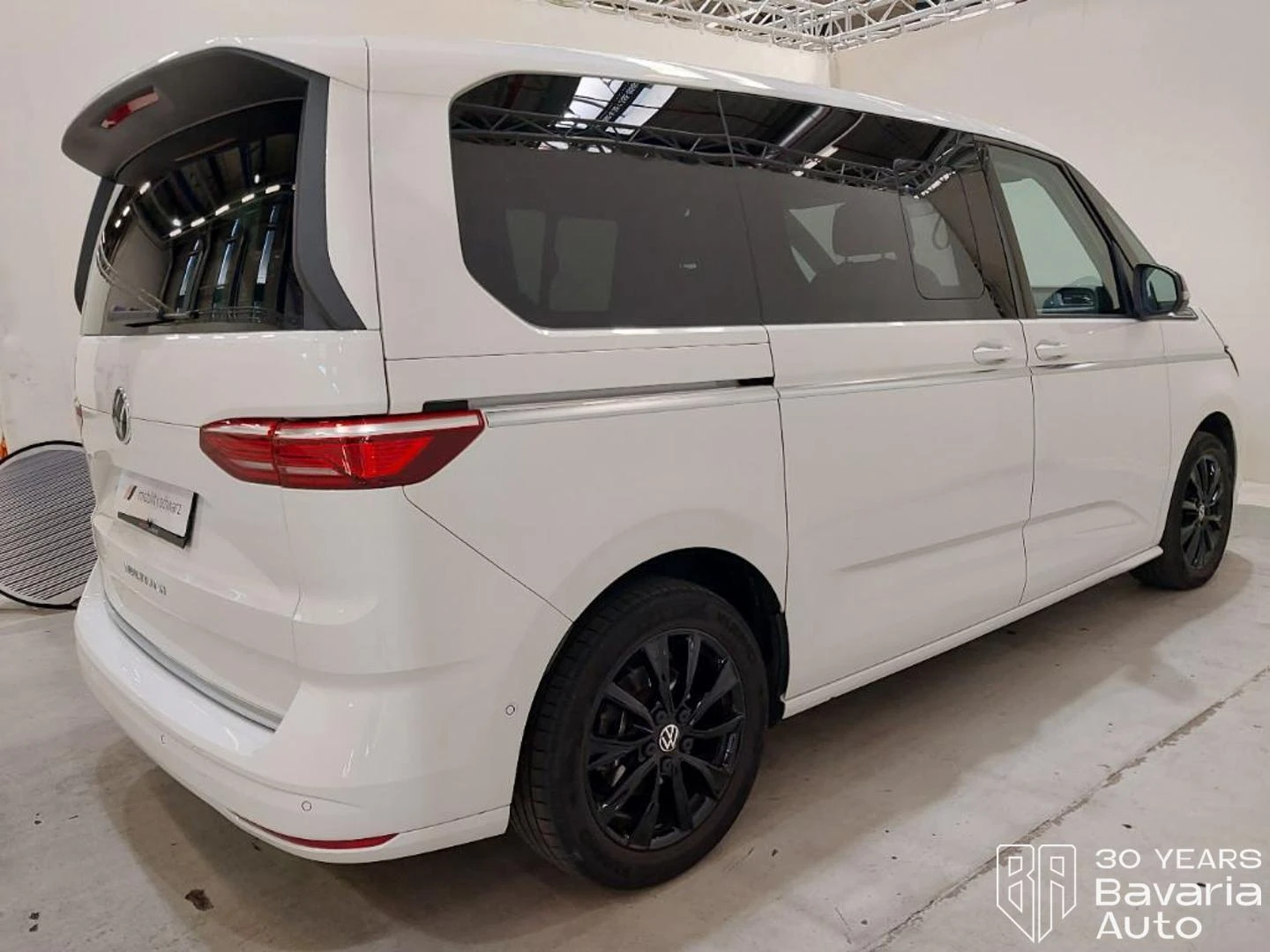 VW Multivan Style DSG Easy Open Basic, снимка 4 - Автомобили и джипове - 55767071