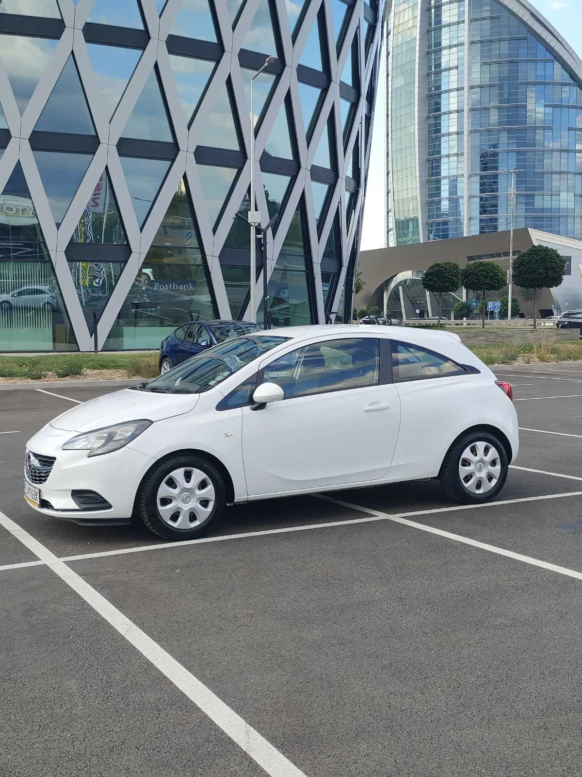 Opel Corsa, снимка 6 - Автомобили и джипове - 55885153