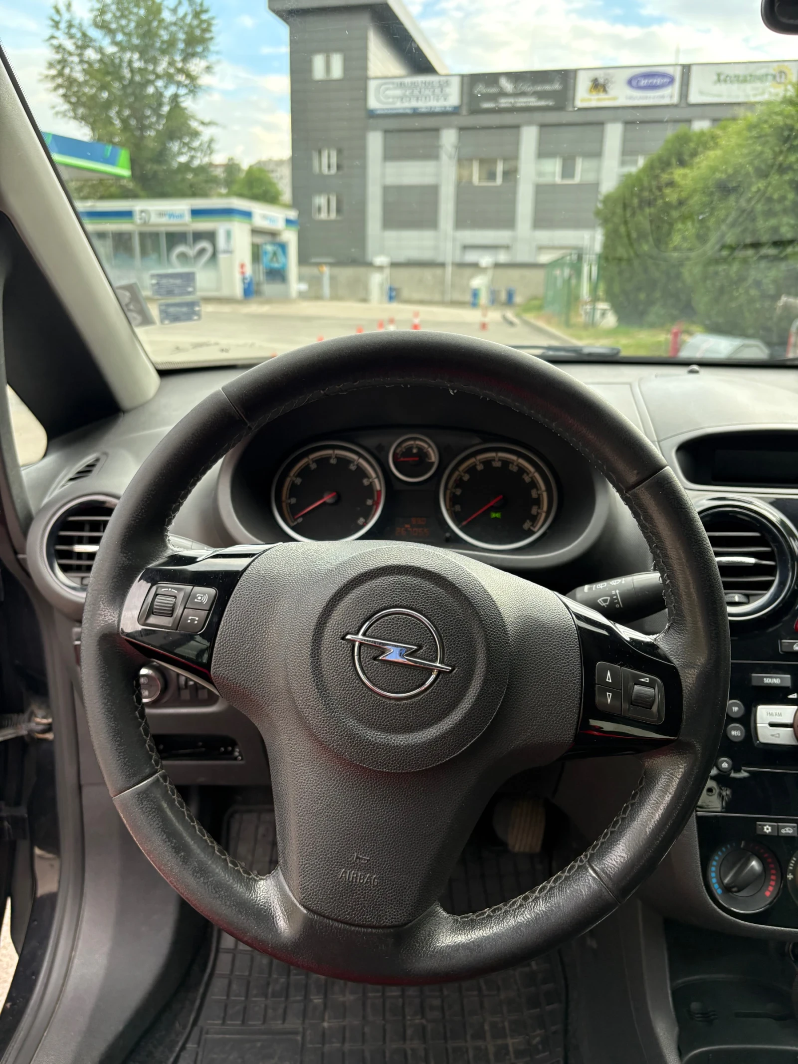 Opel Corsa Opel Corsa 1.2, снимка 5 - Автомобили и джипове - 55921765