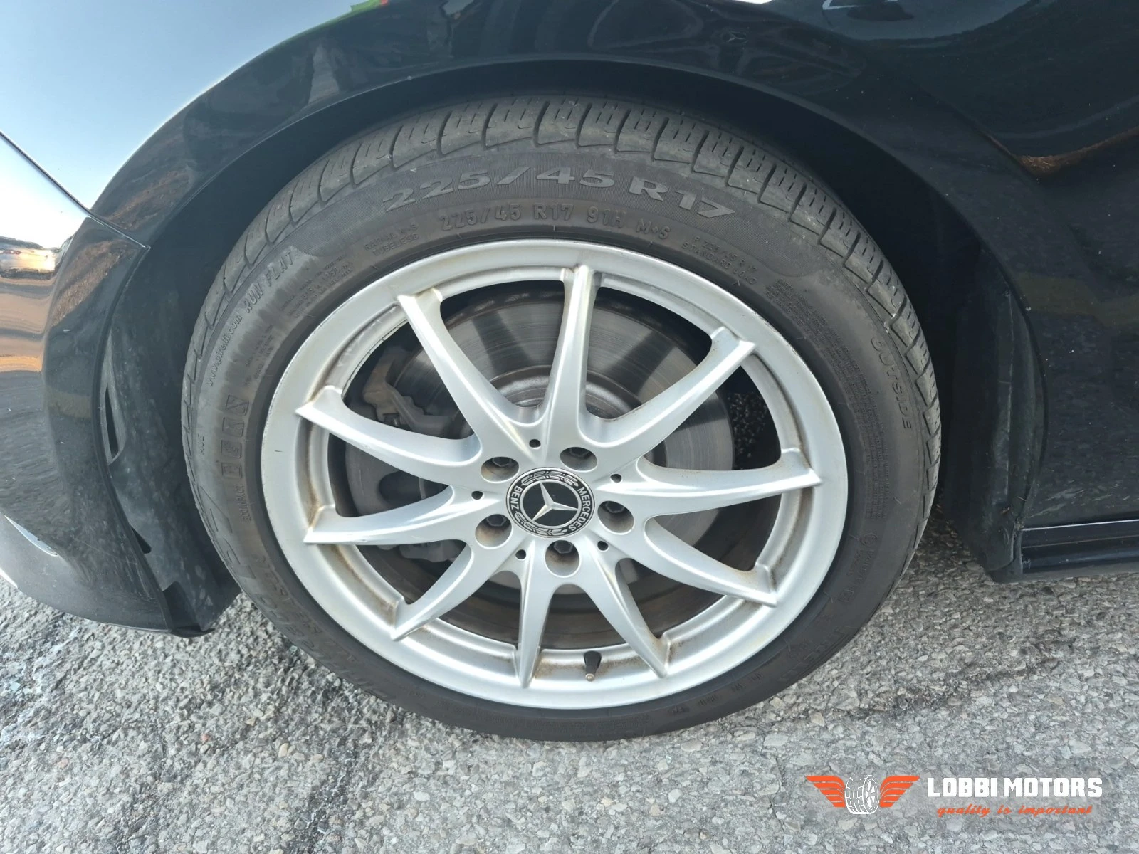 Mercedes-Benz CLA, снимка 6 - Автомобили и джипове - 56103936