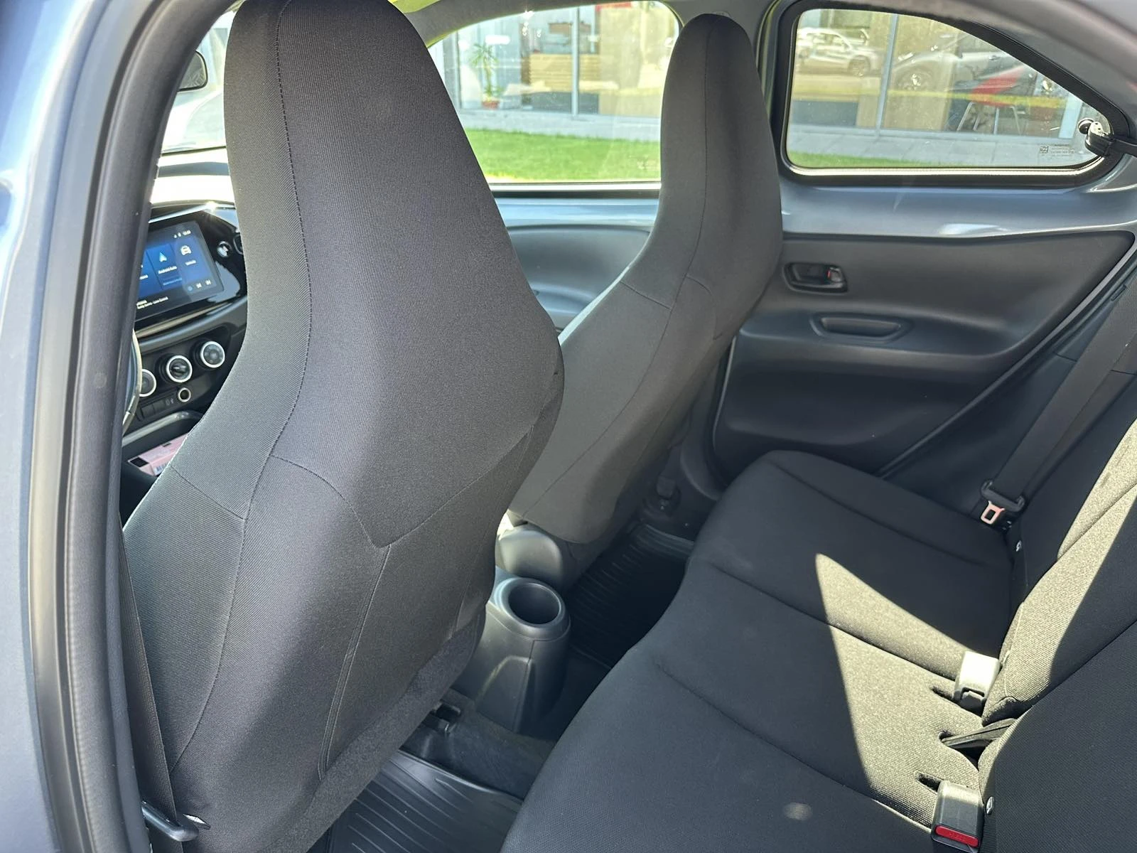Toyota Aygo 1.0 X Pulse, снимка 13 - Автомобили и джипове - 56268302