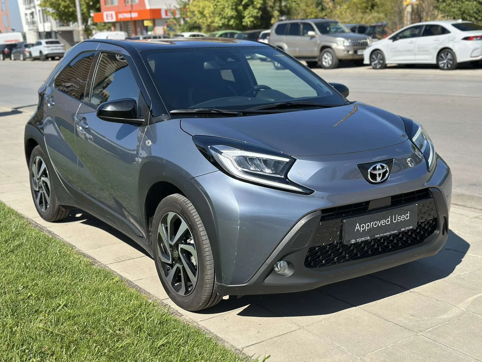 Toyota Aygo 1.0 X Pulse, снимка 9 - Автомобили и джипове - 56268302