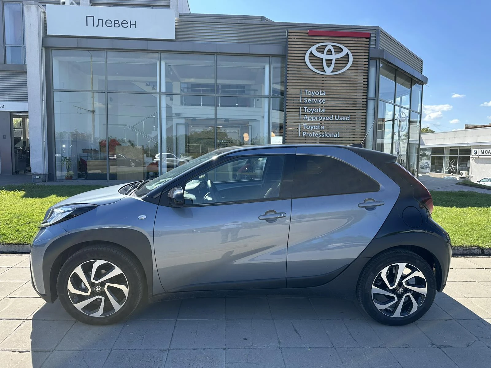 Toyota Aygo 1.0 X Pulse, снимка 4 - Автомобили и джипове - 56268302