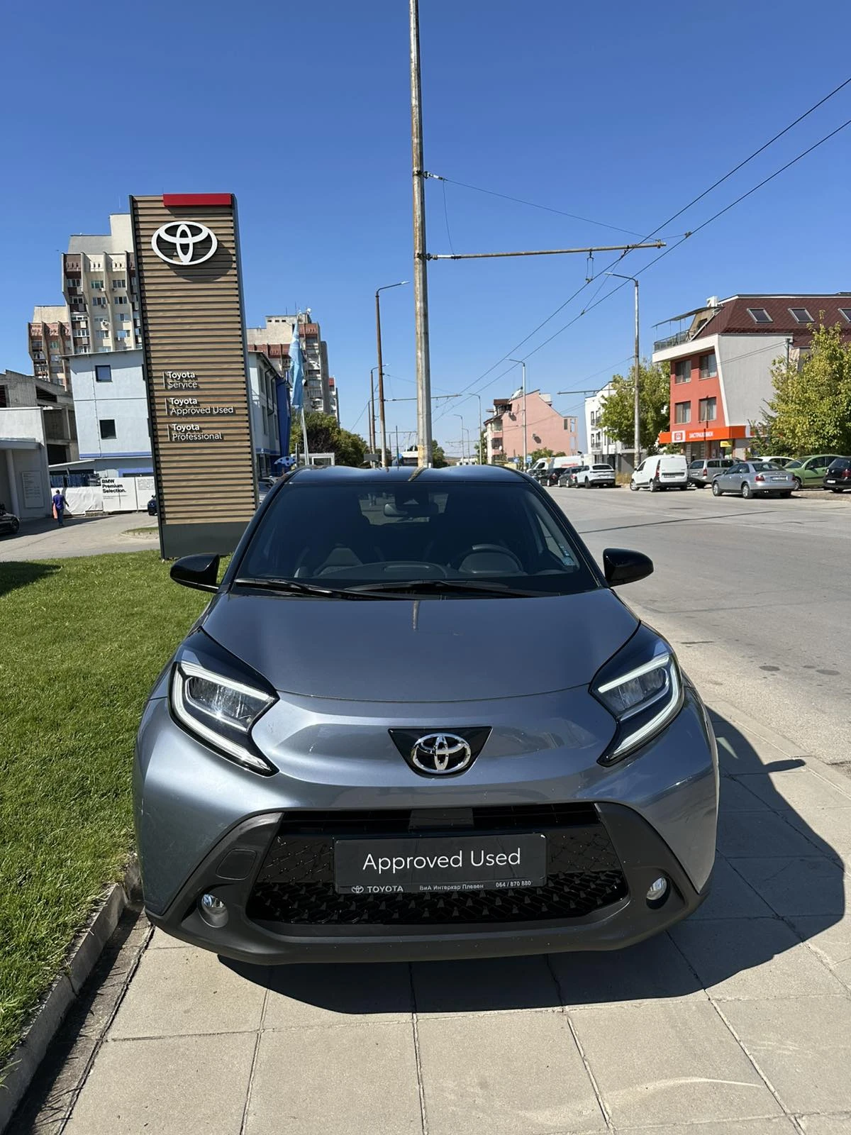 Toyota Aygo 1.0 X Pulse, снимка 2 - Автомобили и джипове - 56268302