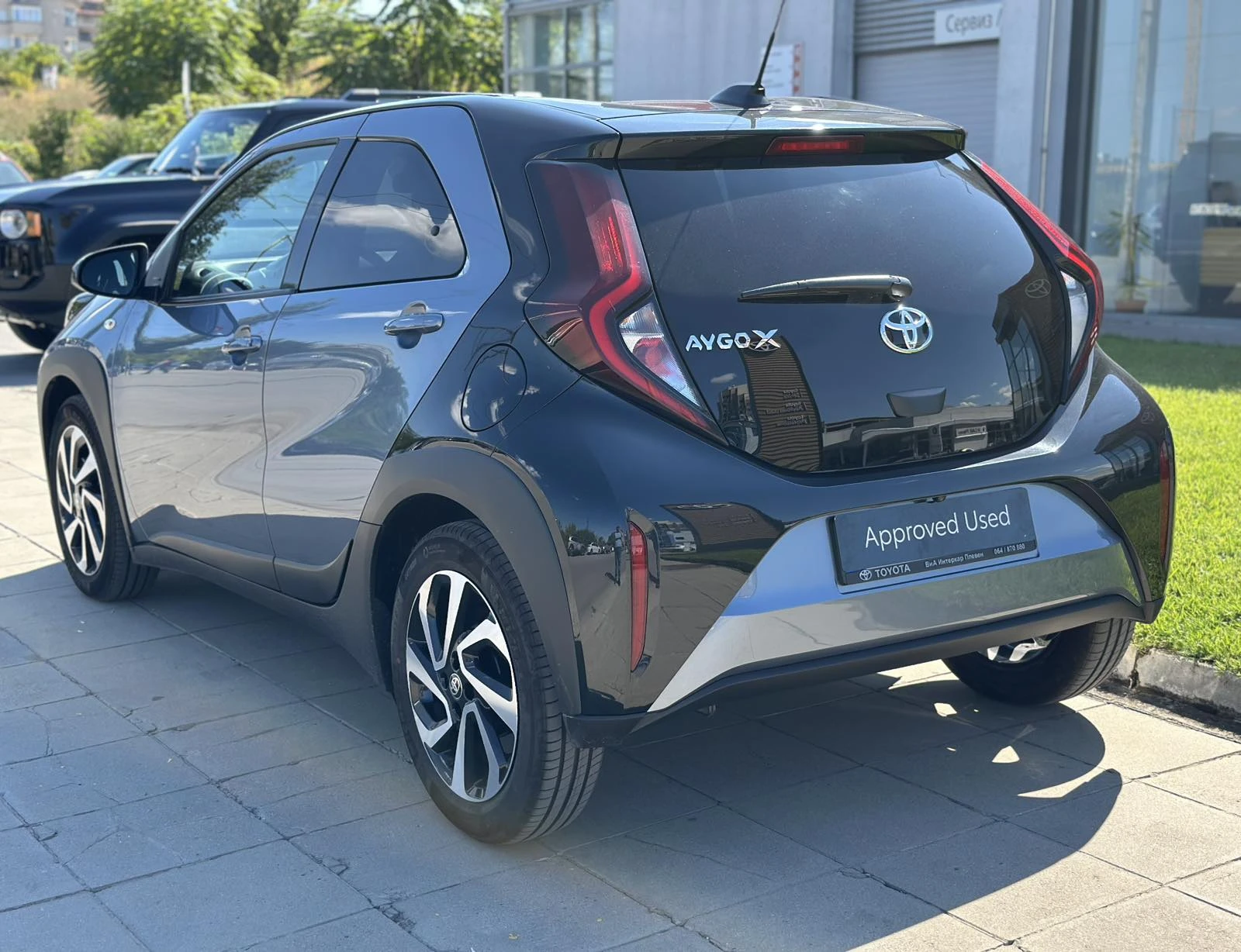 Toyota Aygo 1.0 X Pulse, снимка 5 - Автомобили и джипове - 56268302