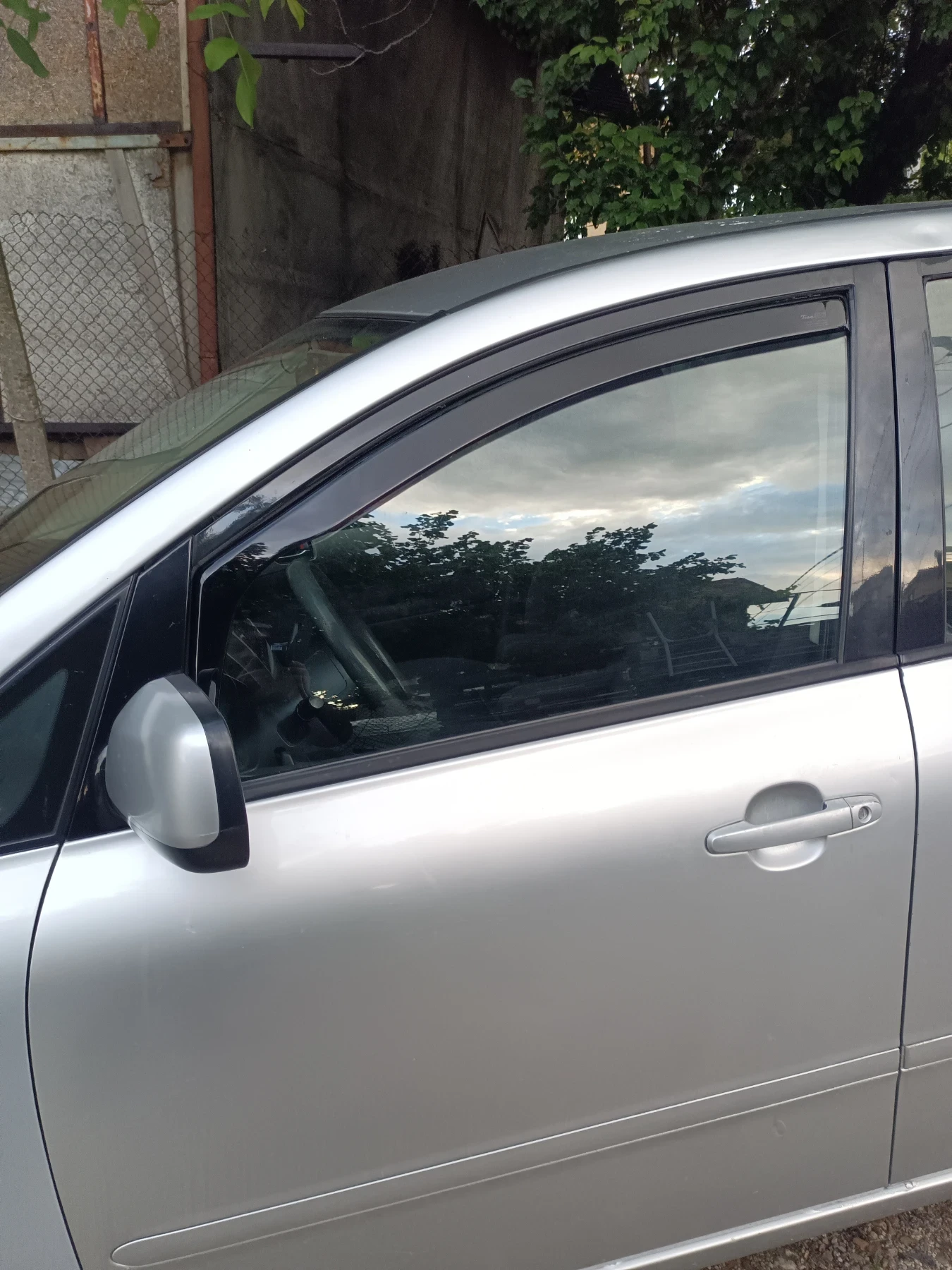 Toyota Avensis verso D4D | Mobile.bg � ����������� 3