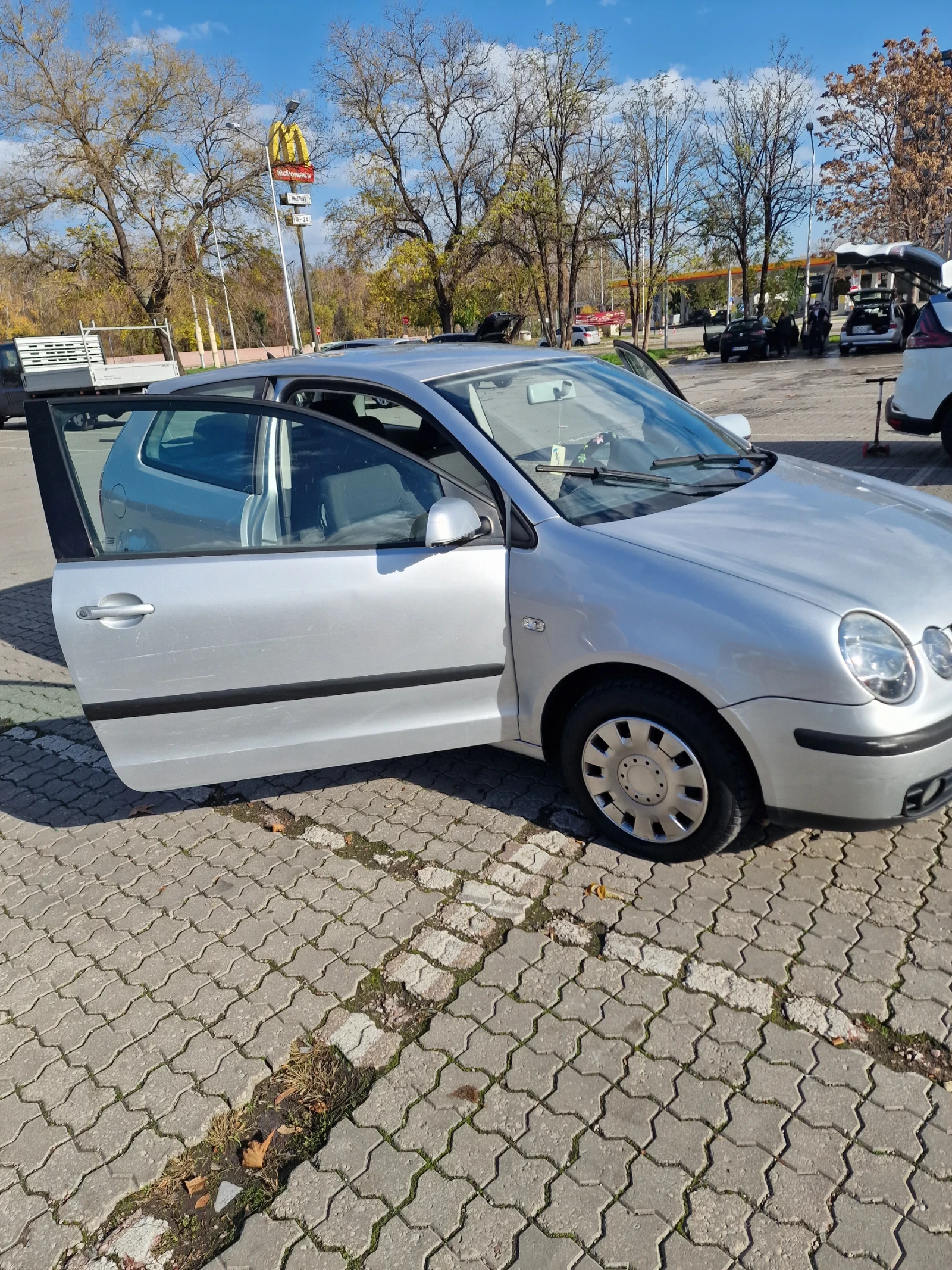 VW Polo, снимка 2 - Автомобили и джипове - 56410331
