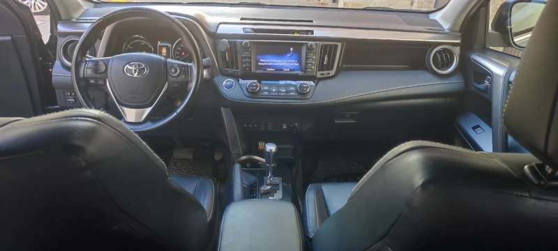 Toyota Rav4, снимка 10 - Автомобили и джипове - 47993729