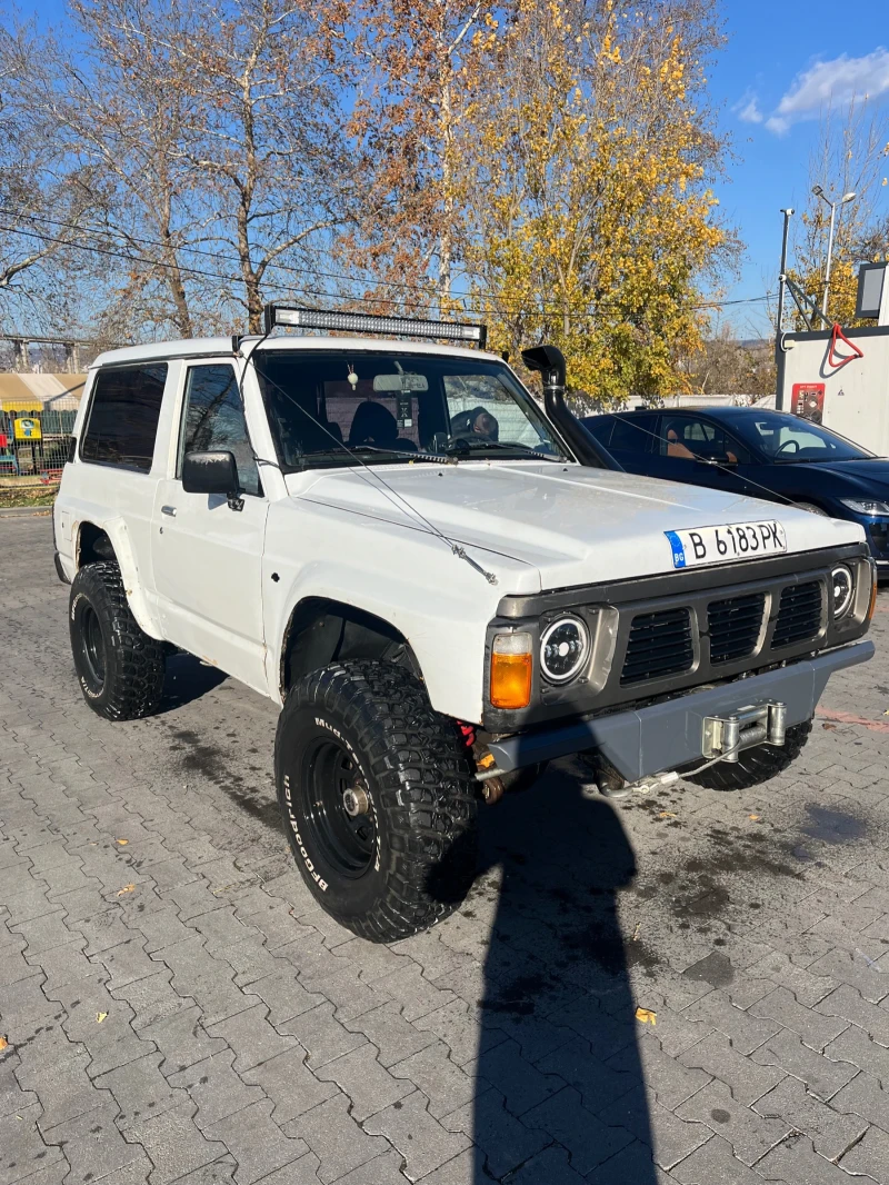 Nissan Patrol Y60, снимка 1 - Автомобили и джипове - 48101873