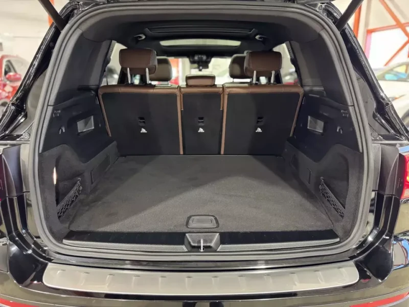 Mercedes-Benz GLB 35 AMG* 360* ПОДГРЕВ* КАМЕРИ* , снимка 6 - Автомобили и джипове - 52936585