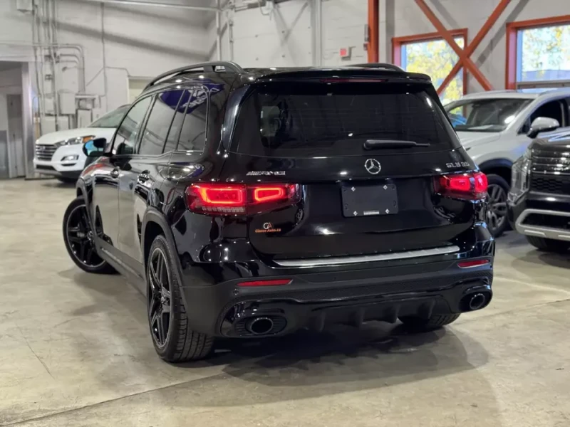 Mercedes-Benz GLB 35 AMG* 360* ПОДГРЕВ* КАМЕРИ* , снимка 4 - Автомобили и джипове - 52936585