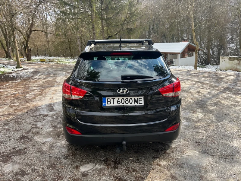 Hyundai IX35, снимка 7 - Автомобили и джипове - 52920035