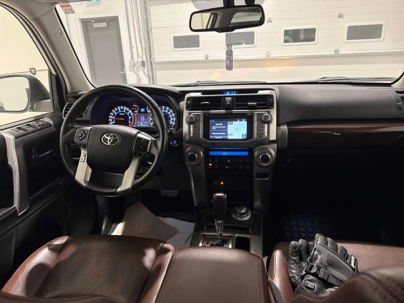 Toyota 4runner * 4WD * CARFAX * БЕЗ ПЪРВОНАЧАЛНА ВНОСКА, снимка 5 - Автомобили и джипове - 53044012